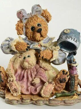 Wanda & Gert A little off the Top - 227719 - Bearstone Collection BOXED